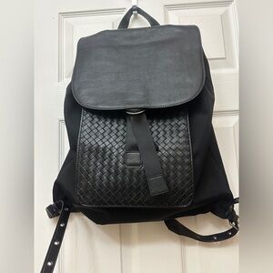 Vintage Bottega  Venetta Light Calf Intrecciato Backpack Black